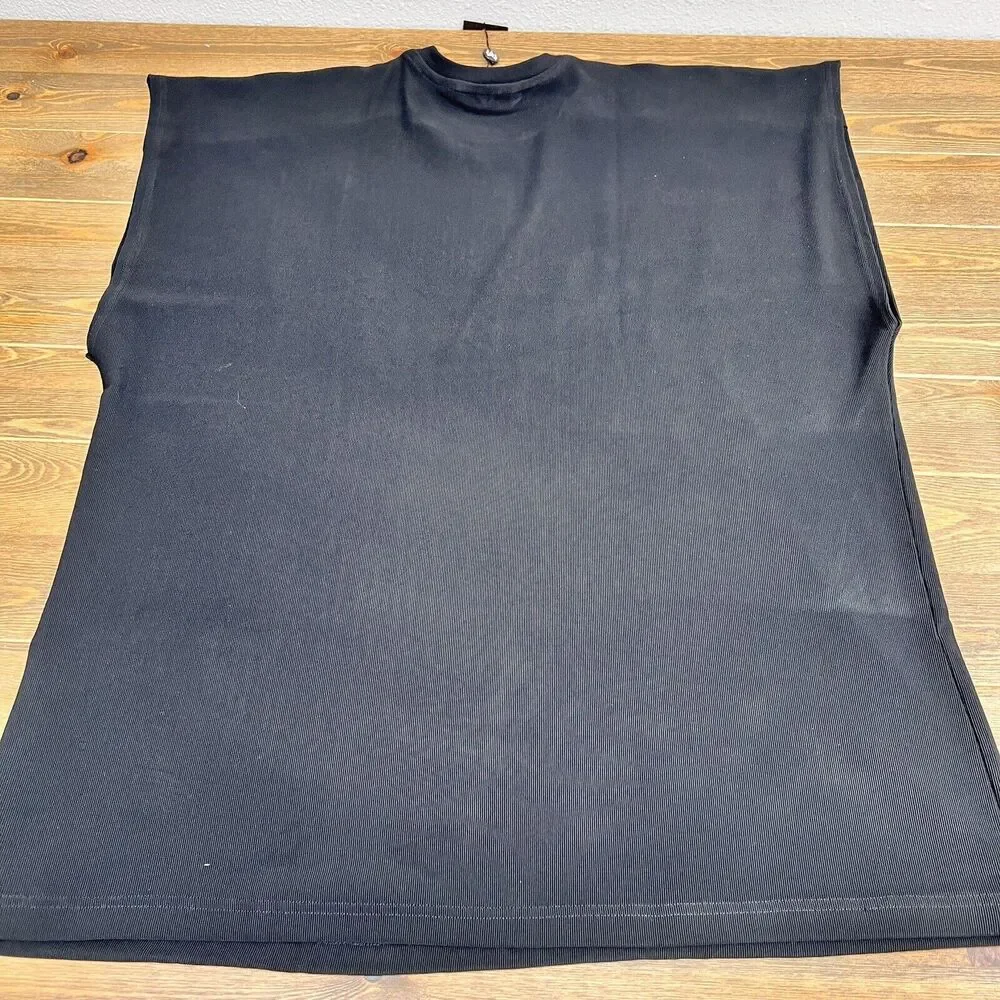 Black sleeveless loose top with tribal art‎ Festac Top Native Nack Apparel NWT - Picture 4 of 9